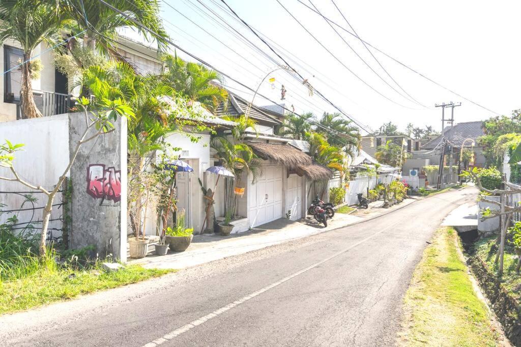 Villa Lingkar 89A Canggu Exterior foto